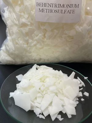 Saç Parlaklığı ve Yönetilebilirliği Geliştirmek İçin Behentrimonium Metosülfat